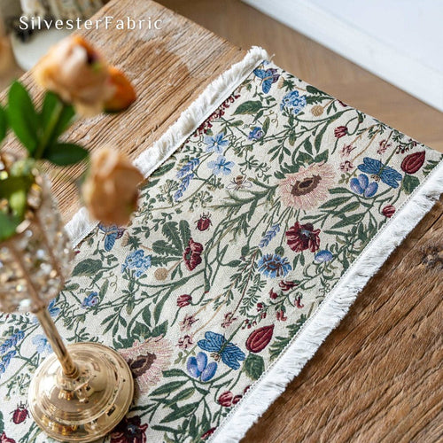 Floral Table Runners buying guide