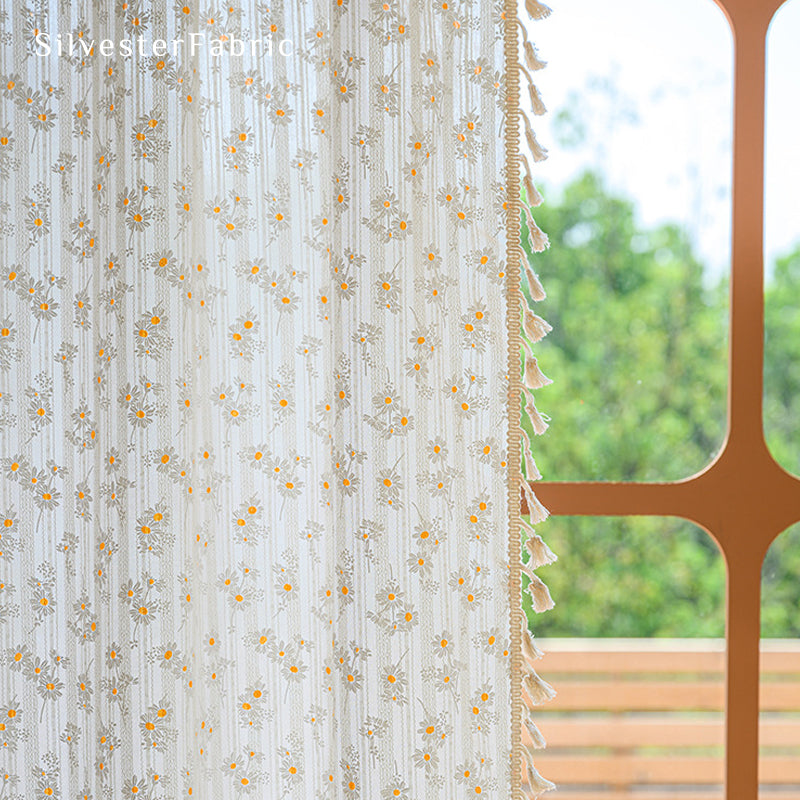 Close‑up of Daisy Curtain corner
