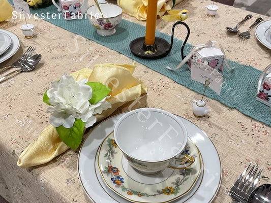 The Right Linen Tablecloth