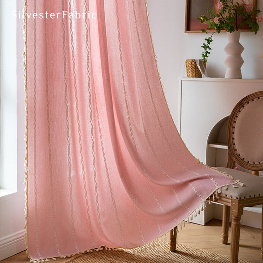 Pink Curtains for Cozy, Elegant Spaces