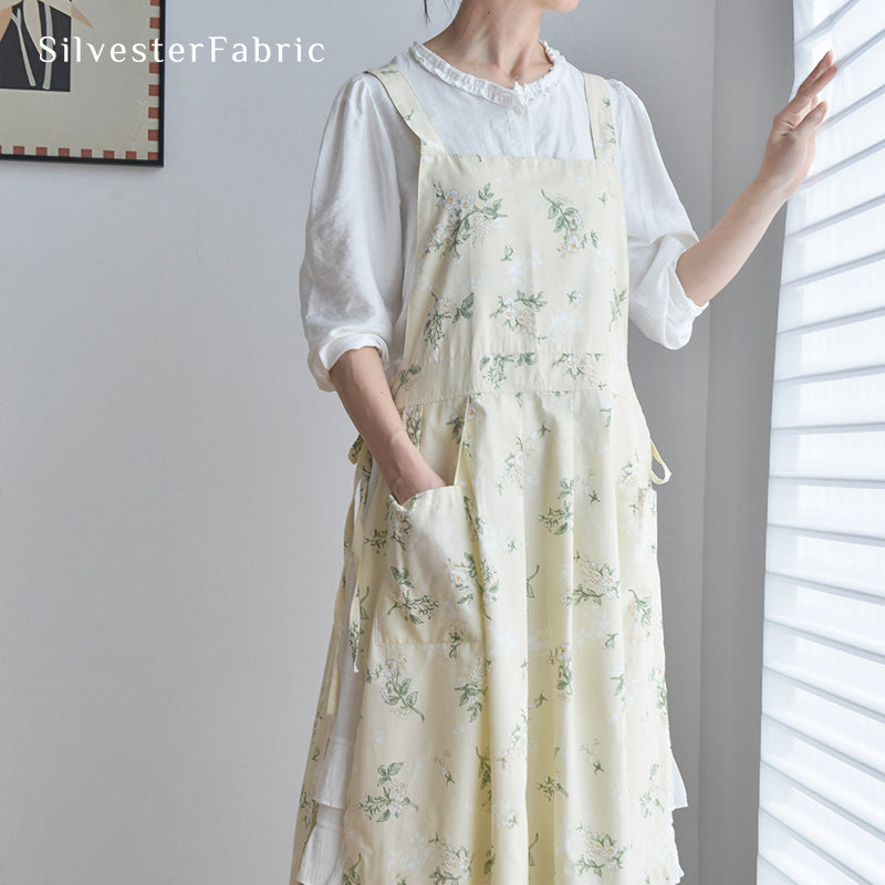 Close‑up of Beige Floral Bib Apron