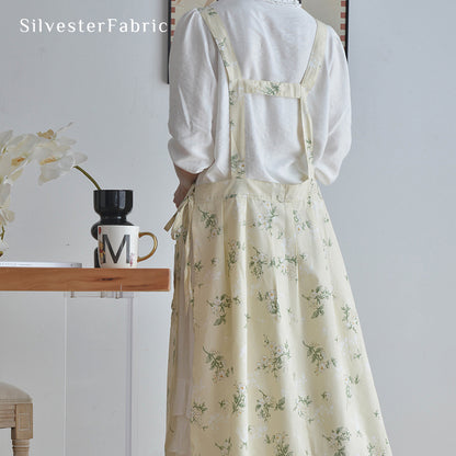 Close‑up of Floral Bib Apron corner