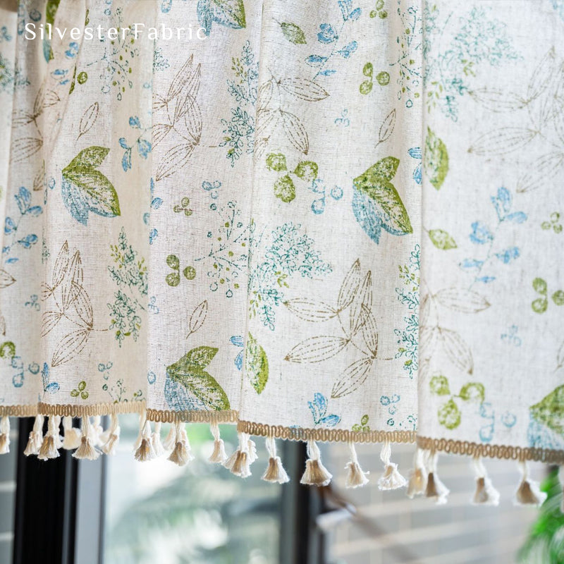 Close‑up of Green Cafe Curtain corner