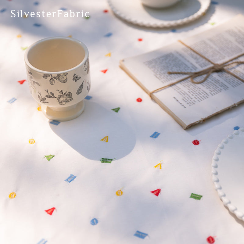 French Embroidered Tablecloth丨White Rectangle Tablecloth