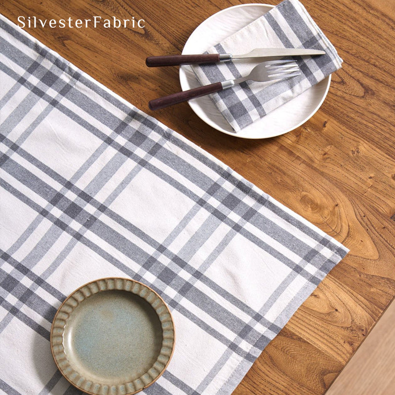 white farmhouse plaid placemats fabric close-up