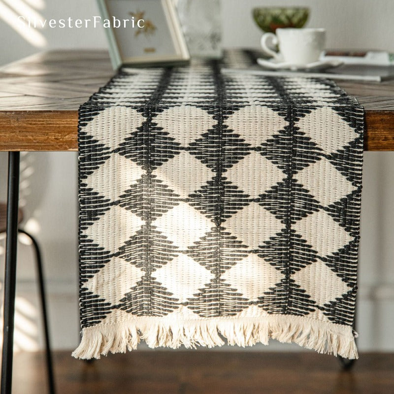 Boho Crochet Table Runner丨Free Shipping - Silvester Fabric