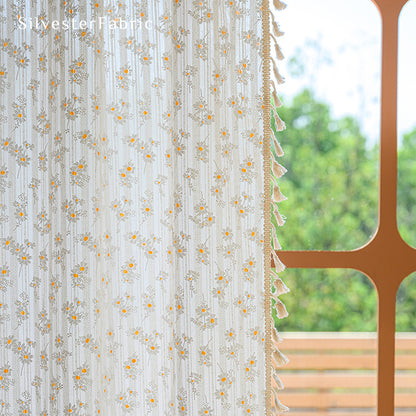 Close‑up of Daisy Curtain corner