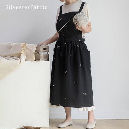 Floral Embroidered Black Apron丨Black Apron With Pockets