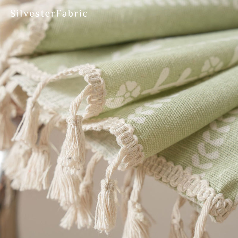 Close‑up of Green Curtain corner