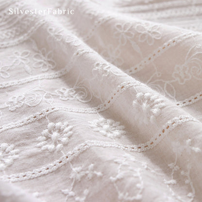 French White Embroidered Floral Wedding Lace Edge Rectangle Tablecloths